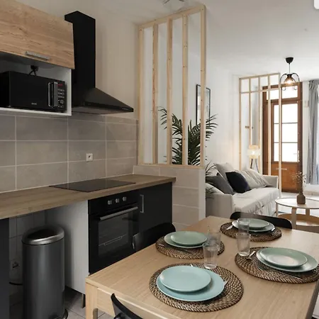 T3 House In The Heart Of